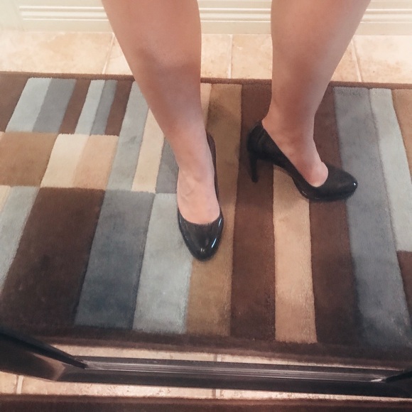 BCBG Patent Heels - Picture 6 of 6